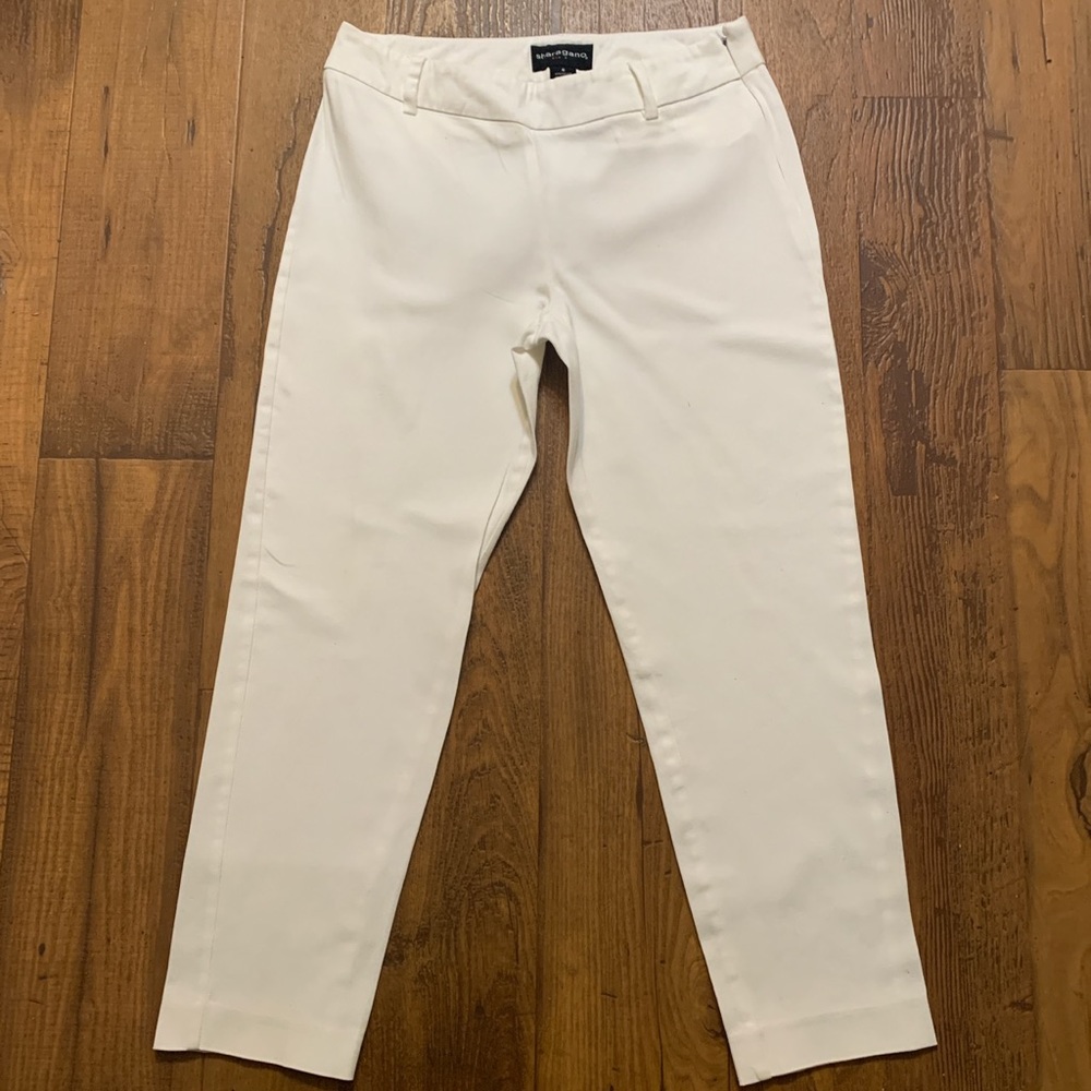 White Sharagano Women’s dress pants or casual pant